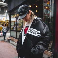 ストリート系ファッションの定義と女性が着こなすコツを押さえよう！