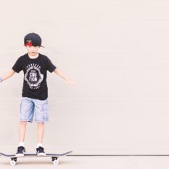 子供の習い事としても注目！スケボーの魅力と知っておきたいポイント
